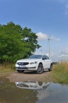 165945_Volvo_S60_Cross_Country.jpg