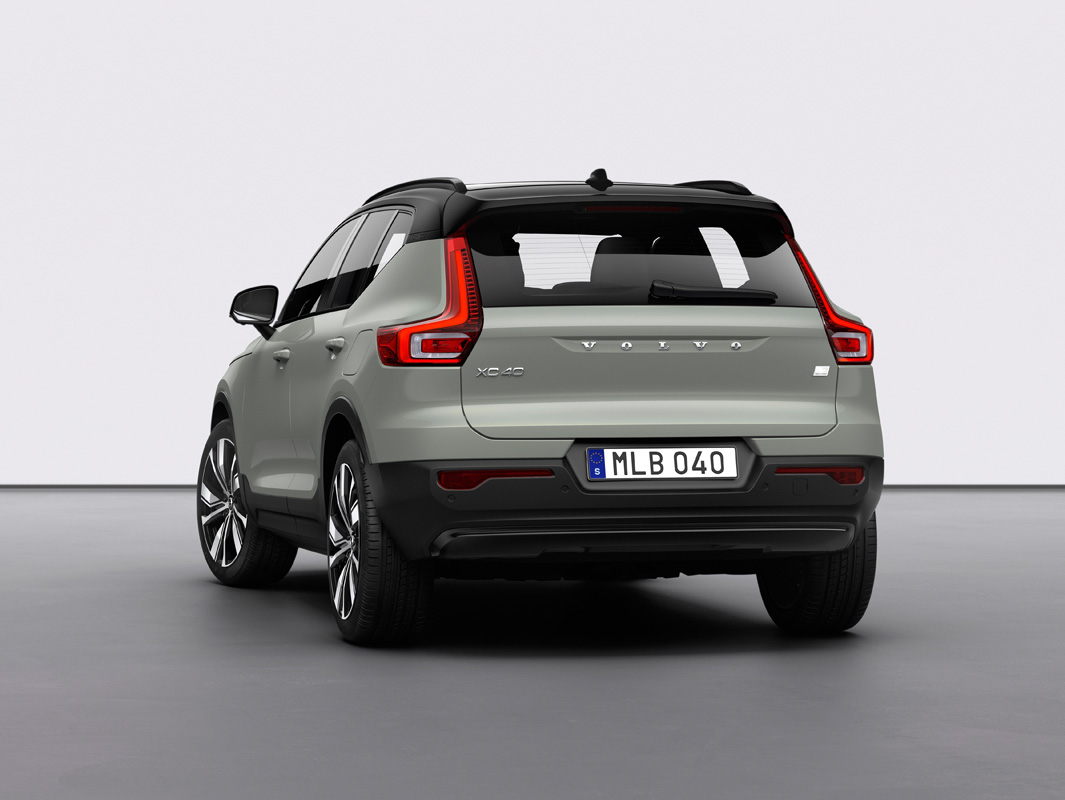 259189_Volvo_XC40_Recharge_P8_AWD_in_Sage_Green.jpg